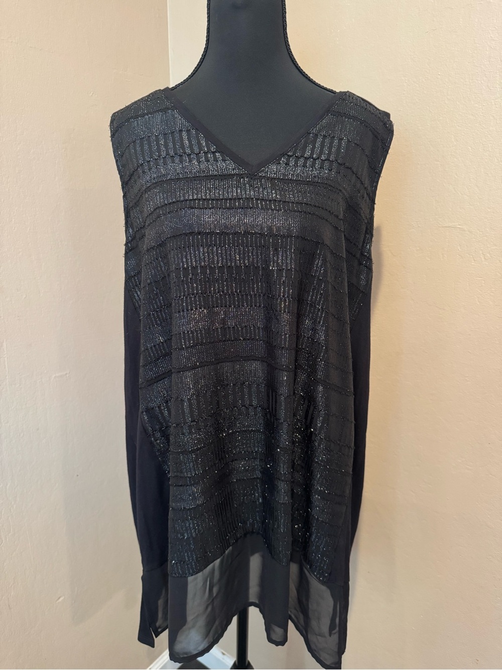 Apt. 9 Black Sleeveless Tunic with Sliver and Black Metallic Threading